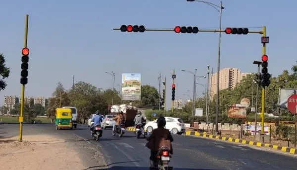 AHMEDABAD SIGNALING PROJECT - Envoys