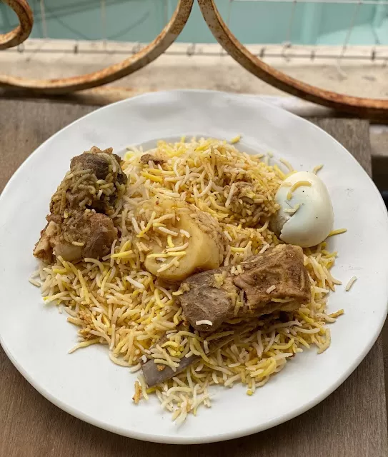 How a plate of mutton biryani travelled from Kolkata to Mumbai on Eid. Along with chicken chaap and chhanar jilipi.