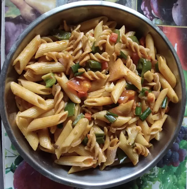 The secret behind my mother’s pandemic special pasta sauce. A story of courage in the kitchen.