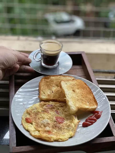 Khichuri and omelette in the rains and the overrated importance of being earnest.