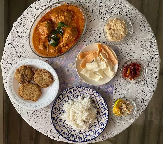 Why cutles & curry make for the perfect Parsi couplet. #foodocracykitchens