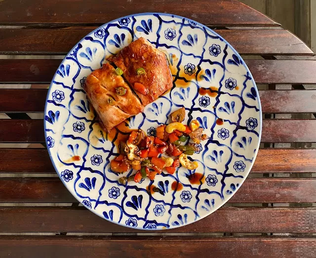 Instagram stories don’t give the complete picture. Reverse pun intended.