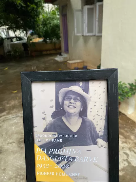 Last Tango in Vandre. Two Calcutta to Bombay stories with food as the common thread.