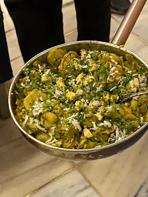 A thali that is legen…wait for it…dary: Shree Thacker Bhojanalay