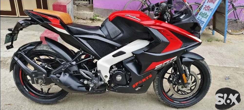 Bajaj Pulsar RS200 standard-2020-2024 Used bikes in Brand-bajaj