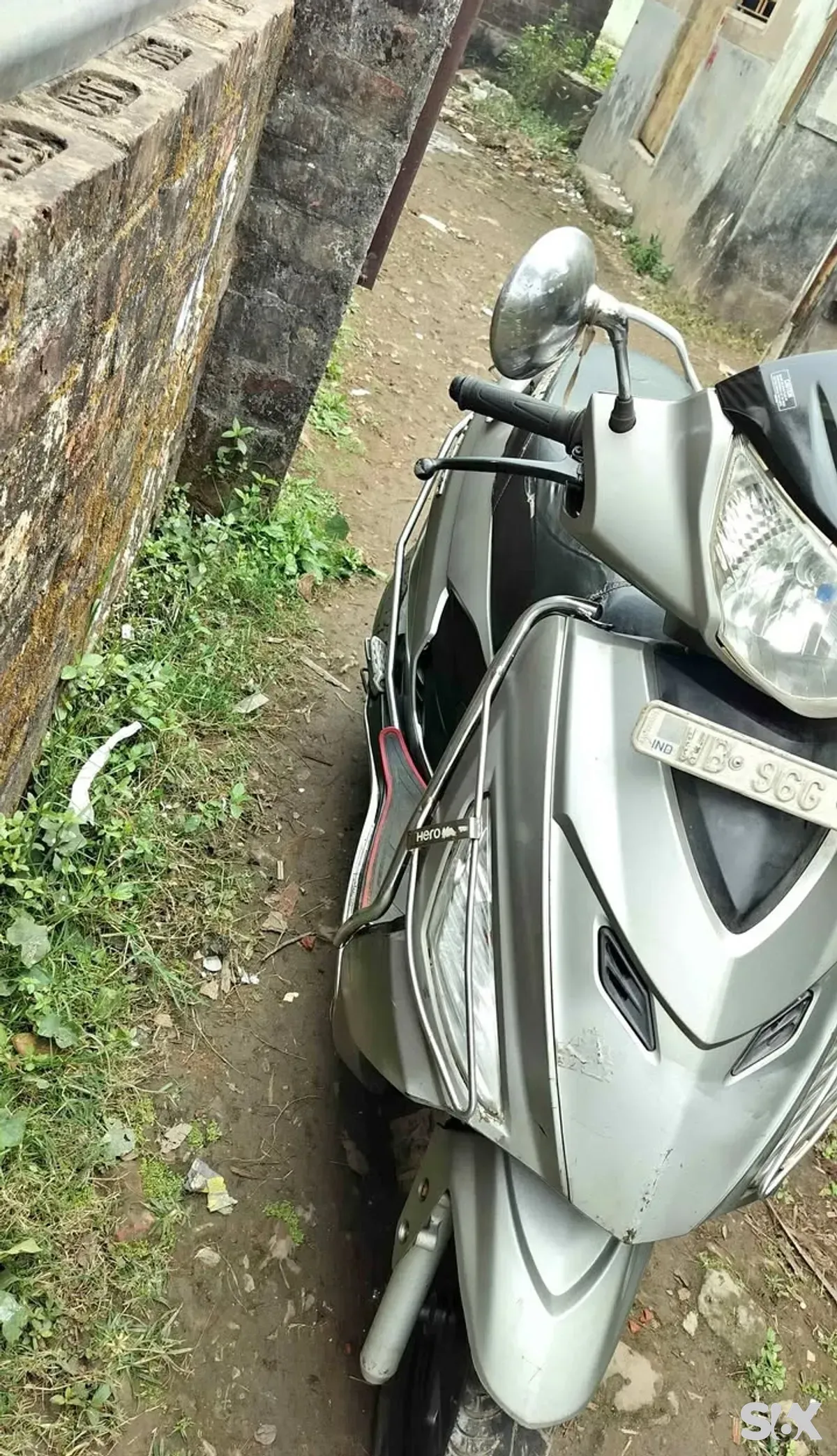 Hero Maestro Edge 110 drum-brake-alloy-wheel-vx Used scooty in Kolkata