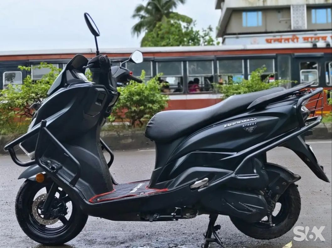 Suzuki  Burgman  model-2021 Used scooty in Brand-suzuki