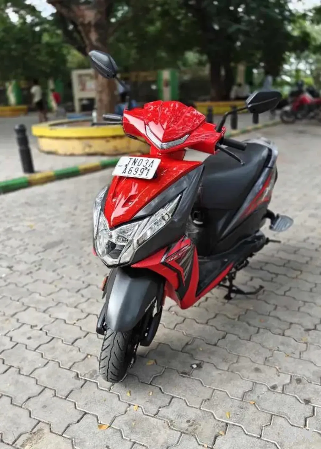 Honda Dio dlx-bs-iv-2019 Used scooty in Brand-honda