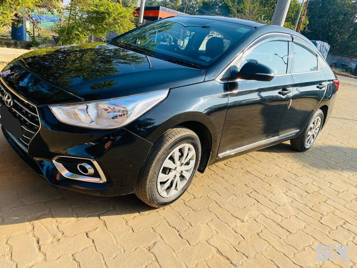 Hyundai Verna fluidic-16-ex-vtvt Used cars in Brand-hyundai