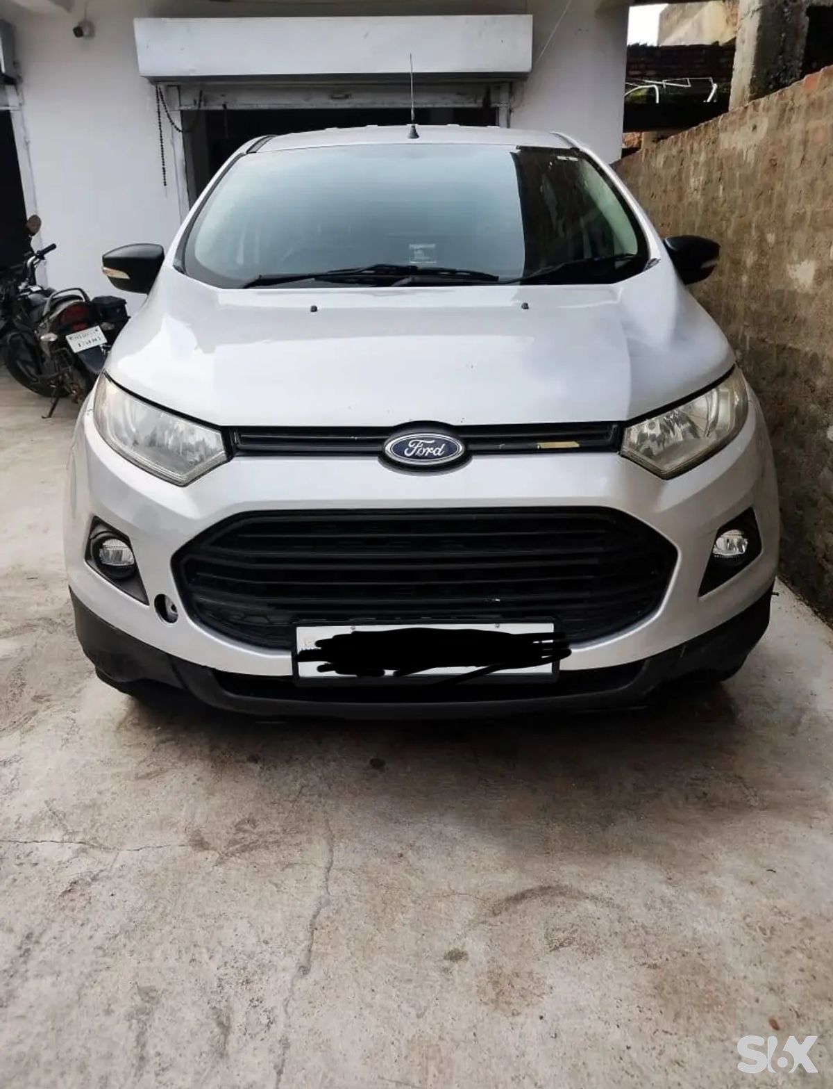 FORD ECOSPORT  15-titanium Used cars in Under-4-lakh