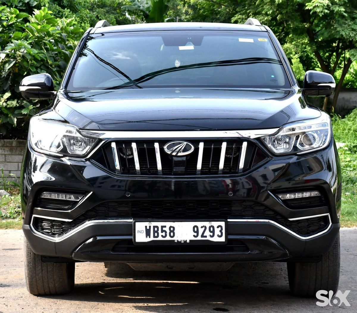 Mahindra Alturas G4 22-4x2-at Used cars in Berhampore