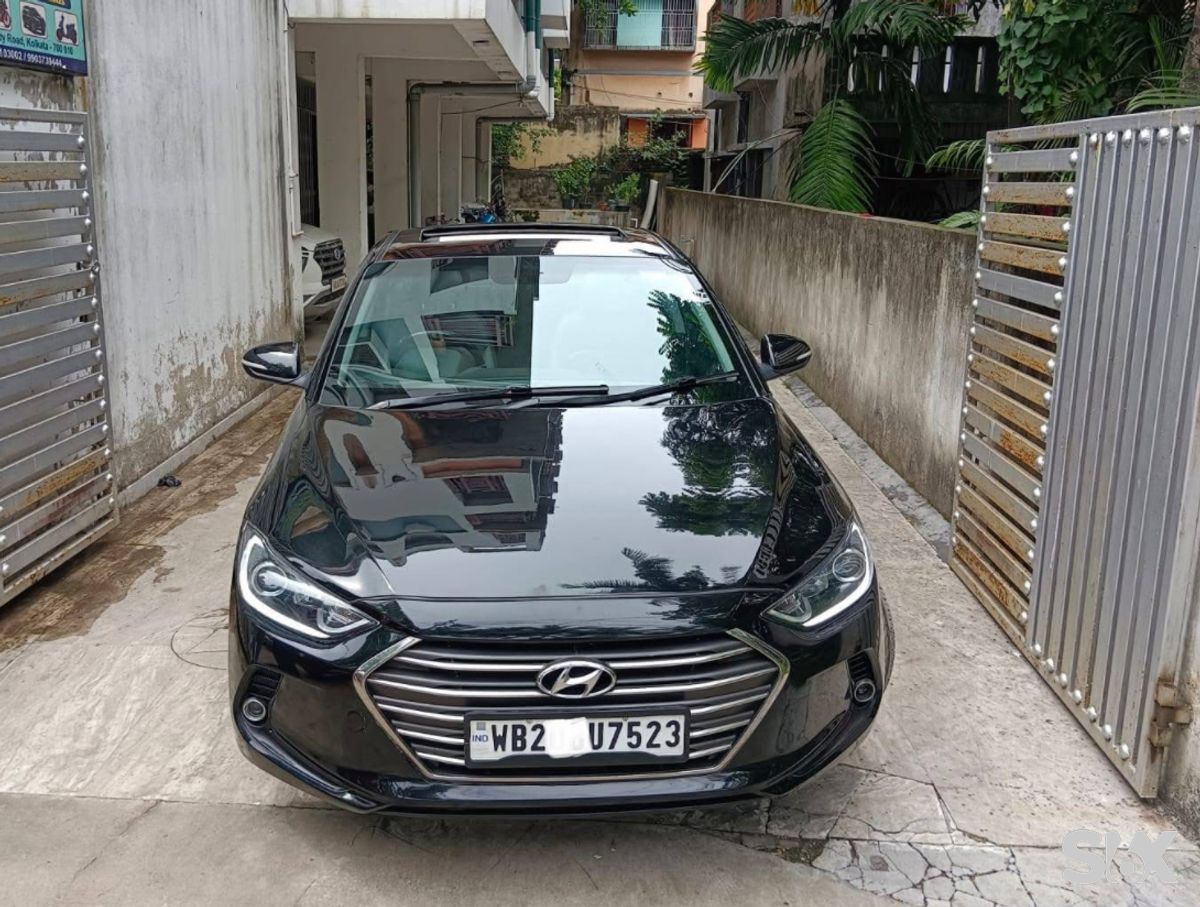 Hyundai Elantra 20-sx-option-at Used cars in Model-elantra