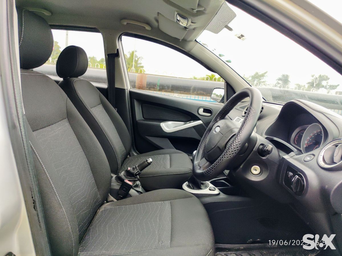 Ford FIGO 12-zxi Used cars in Brand-ford
