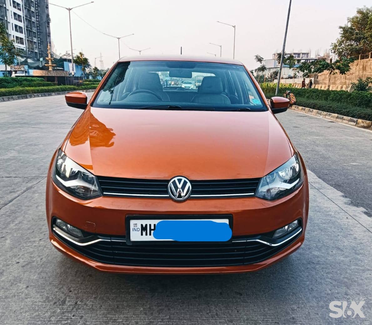 VOLKSWAGEN Polo 2015-2019-12-mpi-highline Used cars in Brand-volkswagen