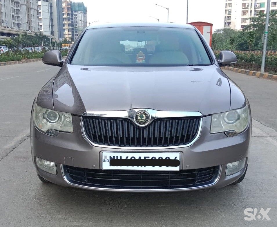 SKODA Superb 18-elegance-tsi-at Used cars in Model-superb