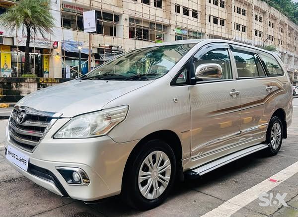Toyota Innova 25-g3 Used cars in Model-innova