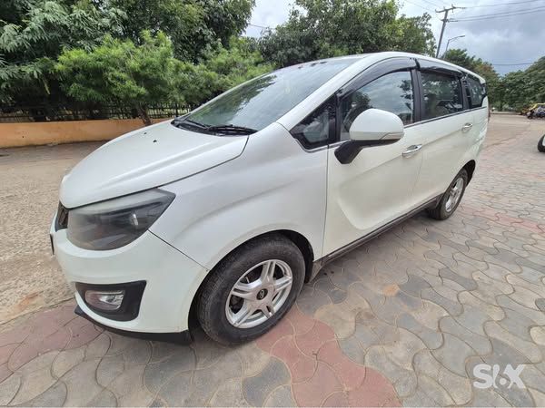 Mahindra Marazzo 15-m6-7-str Used cars in Brand-mahindra