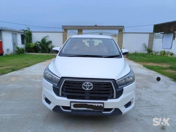 Toyota Innova Crysta gs-mt Used cars in Dhanbad
