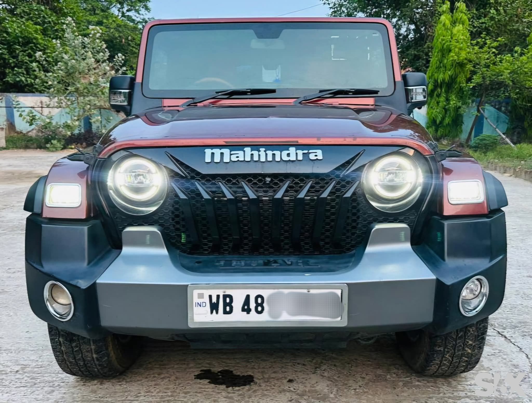 Mahindra Thar 20-ax-o-convertible-petrol-mt-4wd Used cars in Model-thar