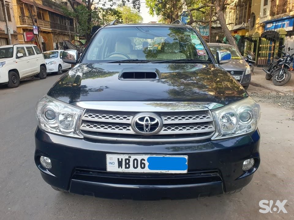 Toyota Fortuner 4wd Used cars in Model-fortuner