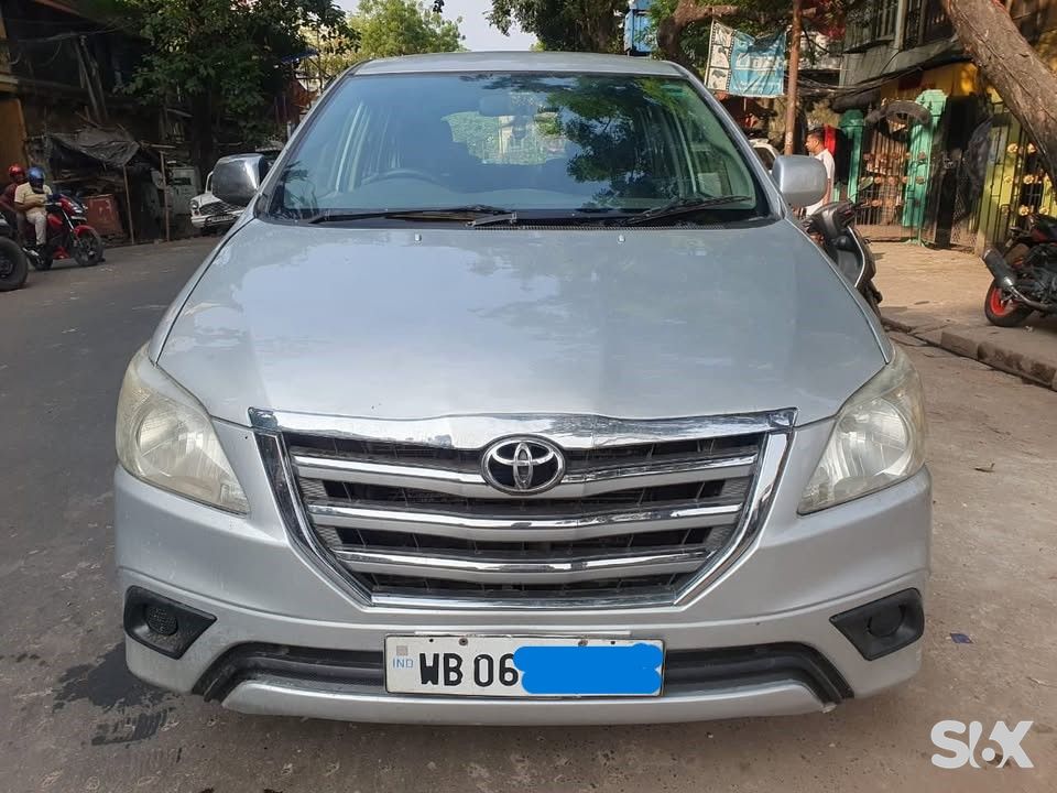 Toyota Innova 25-g3 Used cars in Model-innova