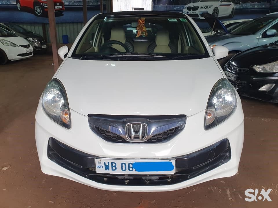 Honda Brio vx-mt Used cars in Model-brio