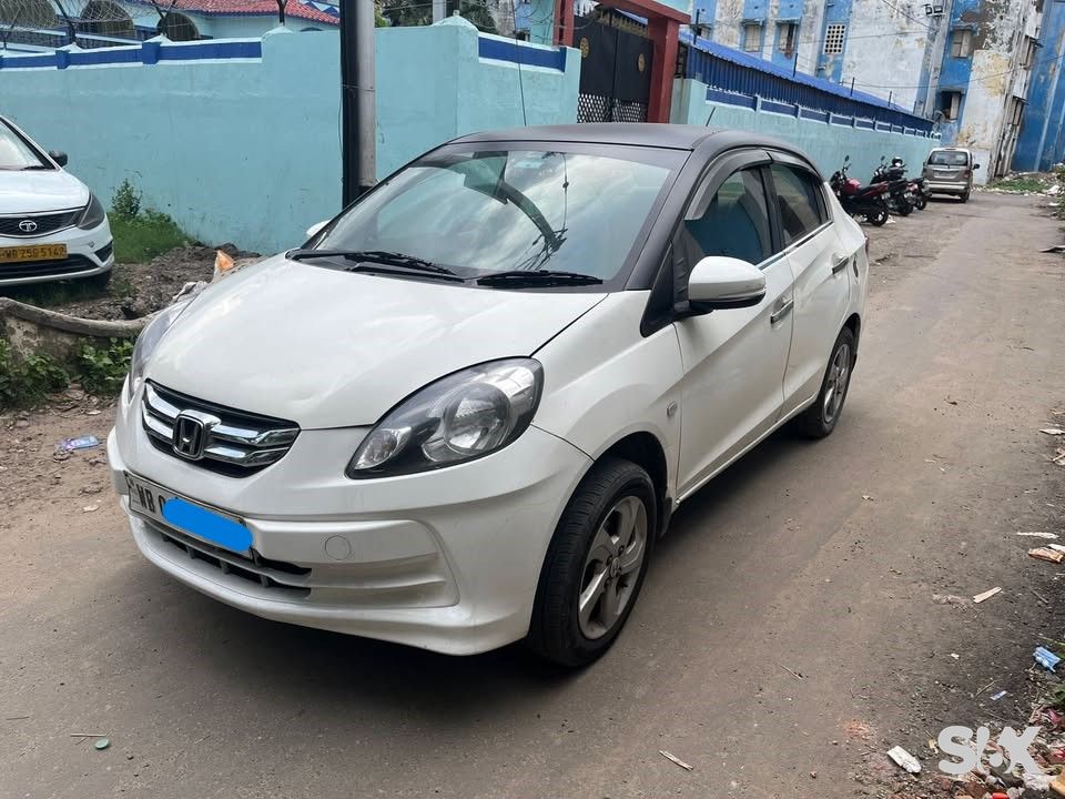 Honda Amaze mt Used cars in Model-amaze