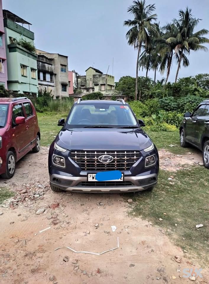 Hyundai Venue 10-sx-turbo Used cars in Model-venue