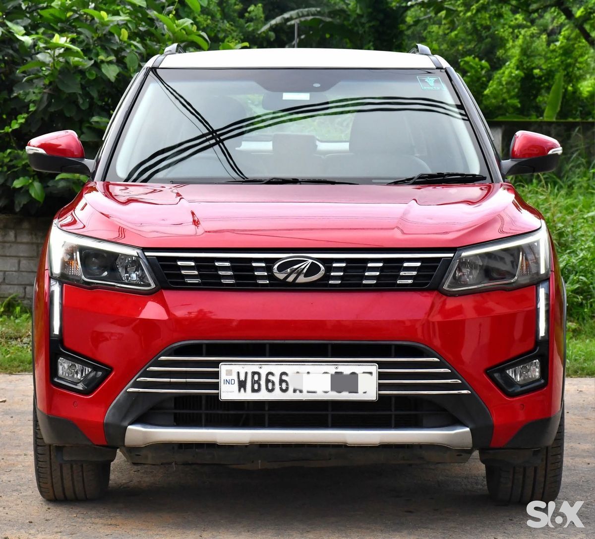 Mahindra XUV300 TurboSport w8o-dual-tone Used cars in Malda