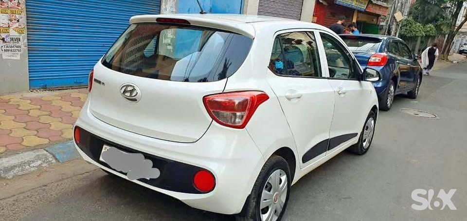 Hyundai Grand i10 manga Used cars in Fueltype-petrol