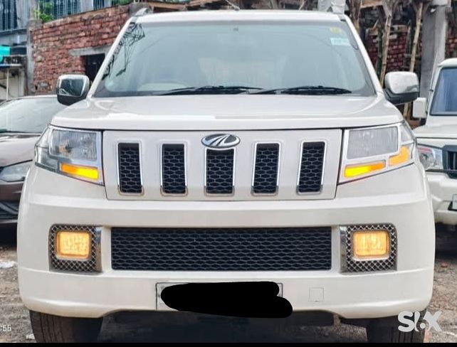 Mahindra TUV 300 mhawk100-t8-amt Used cars in Model-tuv-300