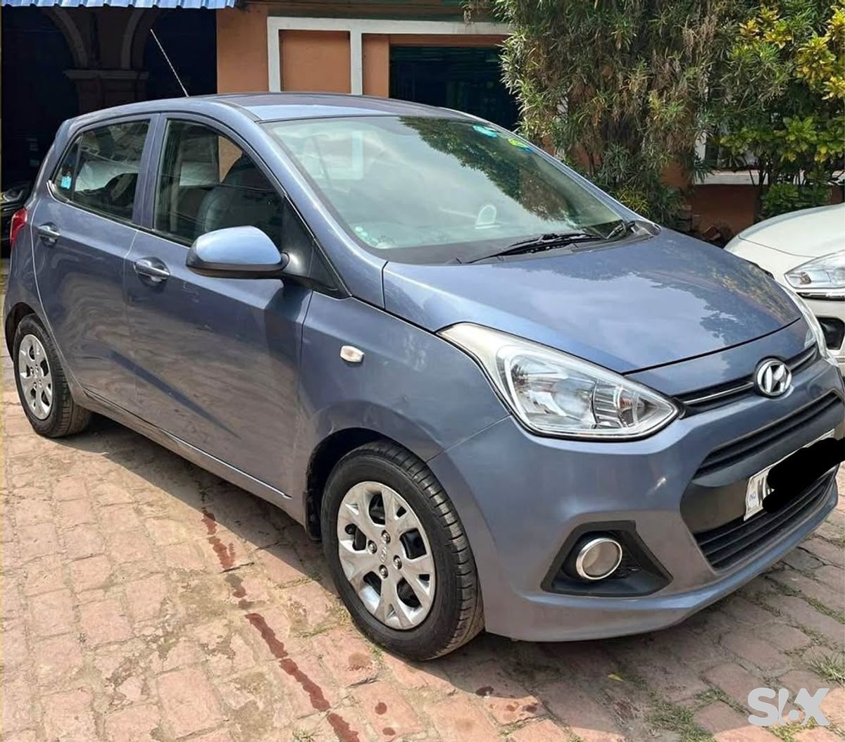 Hyundai Grand i10 2013-2016-magna Used cars in Model-grand-i10