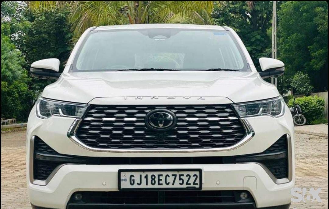 Toyota Innova Hycross 20-zx-o-hybrid-7-str Used cars in Brand-toyota