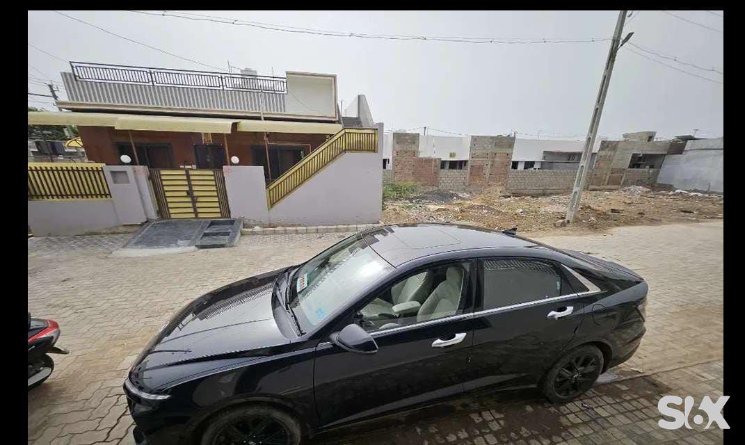 Hyundai Verna 15-sx-o-ivt Used cars in Model-verna