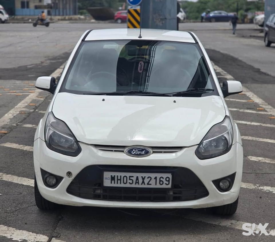 ford figo 1.4 titanium tdi white Used cars in Brand-ford