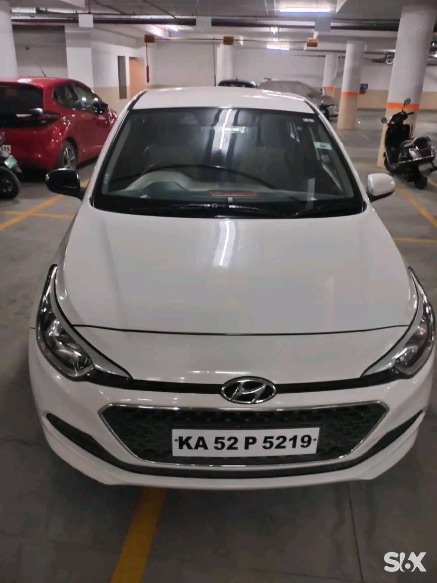 Hyundai Elite i20 2014-2018-12-magna Used cars in Brand-hyundai