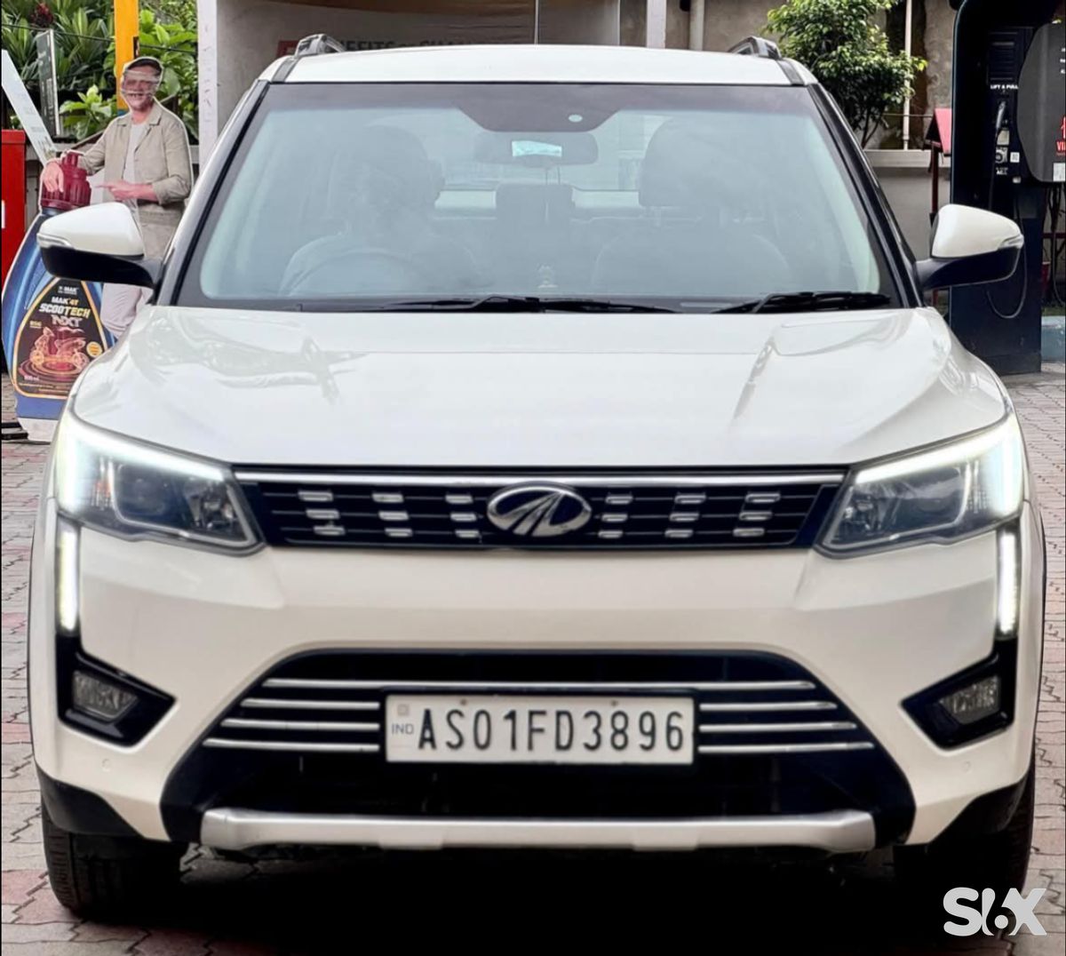 Mahindra XUV300 w8-o-pm-bs6-mt Used cars in Model-xuv300