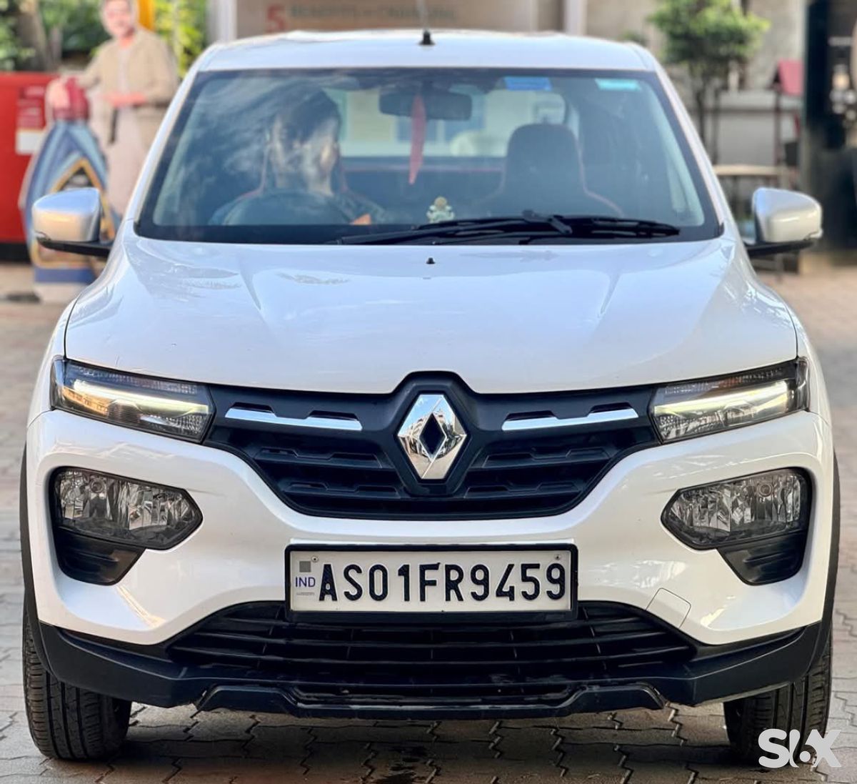 Renault KWID 2019-ongoing-10-rxt-amt Used cars in Model-kwid