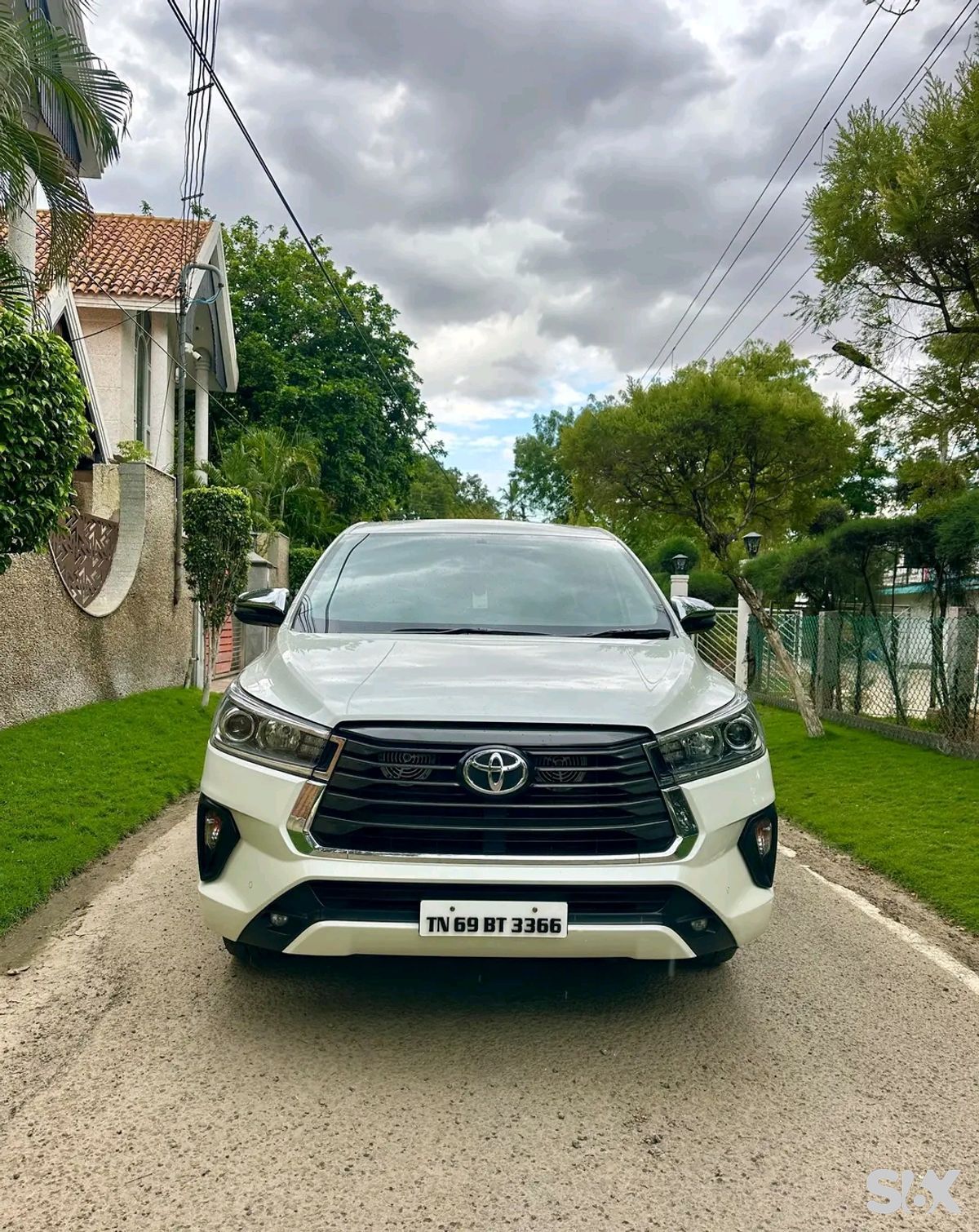 Toyota Innova Crysta 24z-2022 Used cars in Brand-toyota