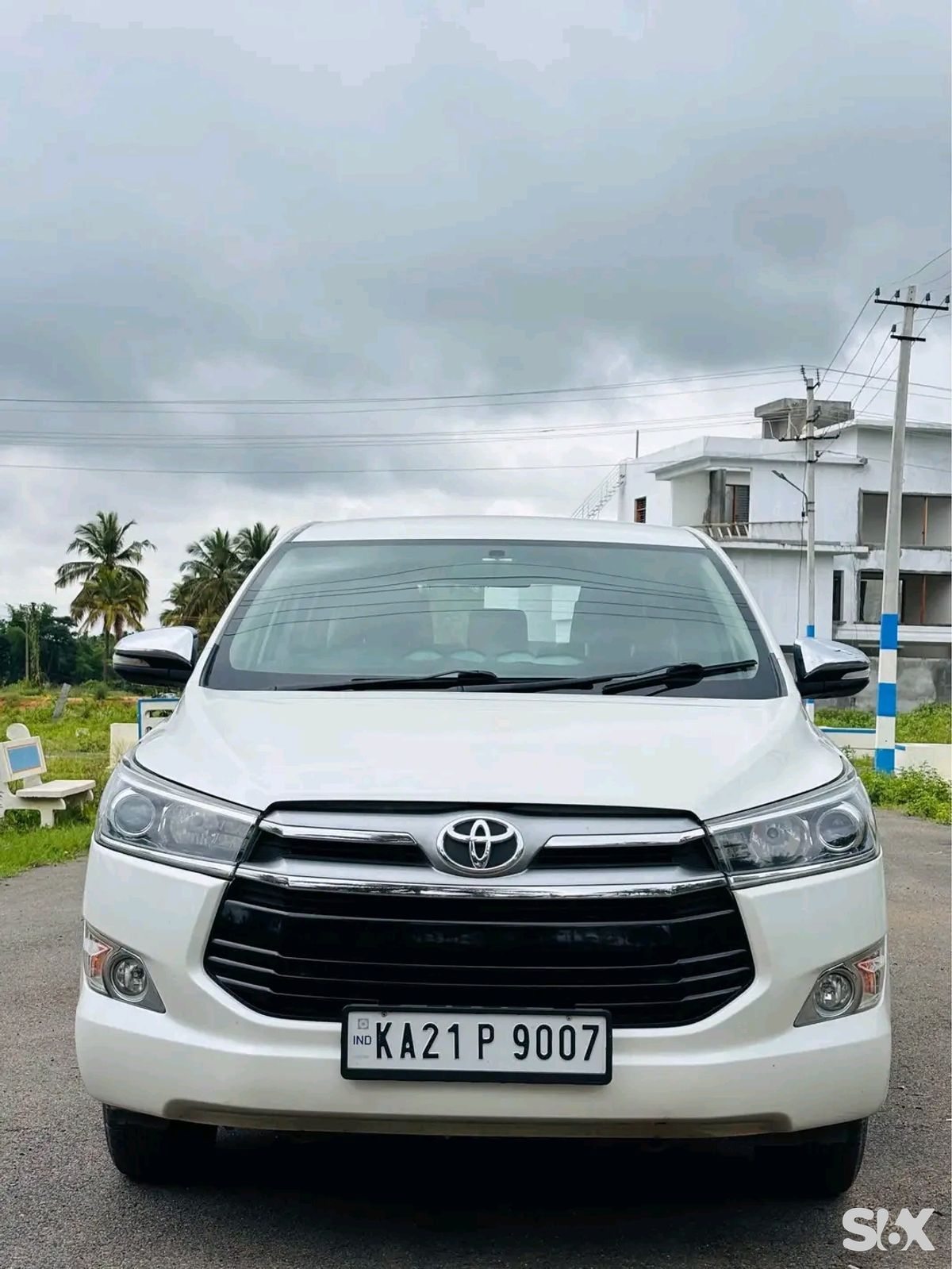 Toyota Innova Crysta 24-z Used cars in Brand-toyota