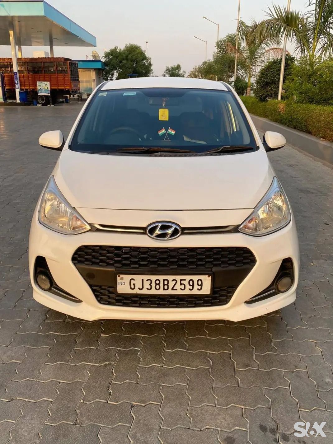 Hyundai Grand i10 magna-12 Used cars in Ahmedabad