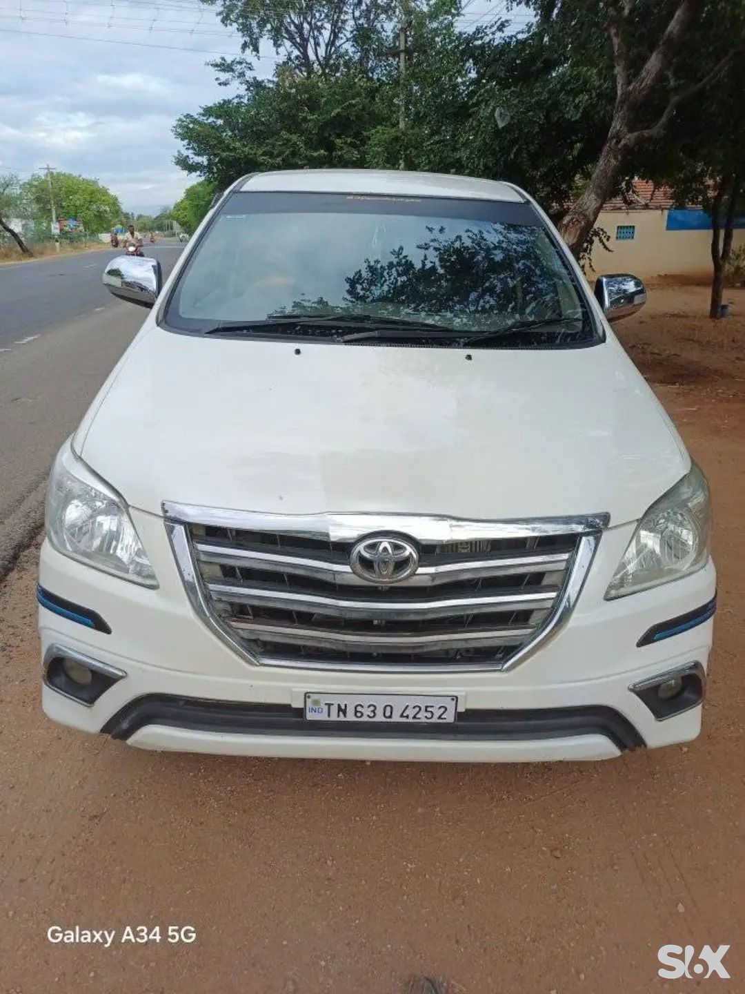 Toyota Innova 25-g Used cars in Model-innova