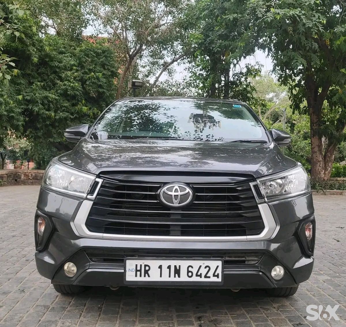 Toyota Innova Crysta gx Used cars in Brand-toyota