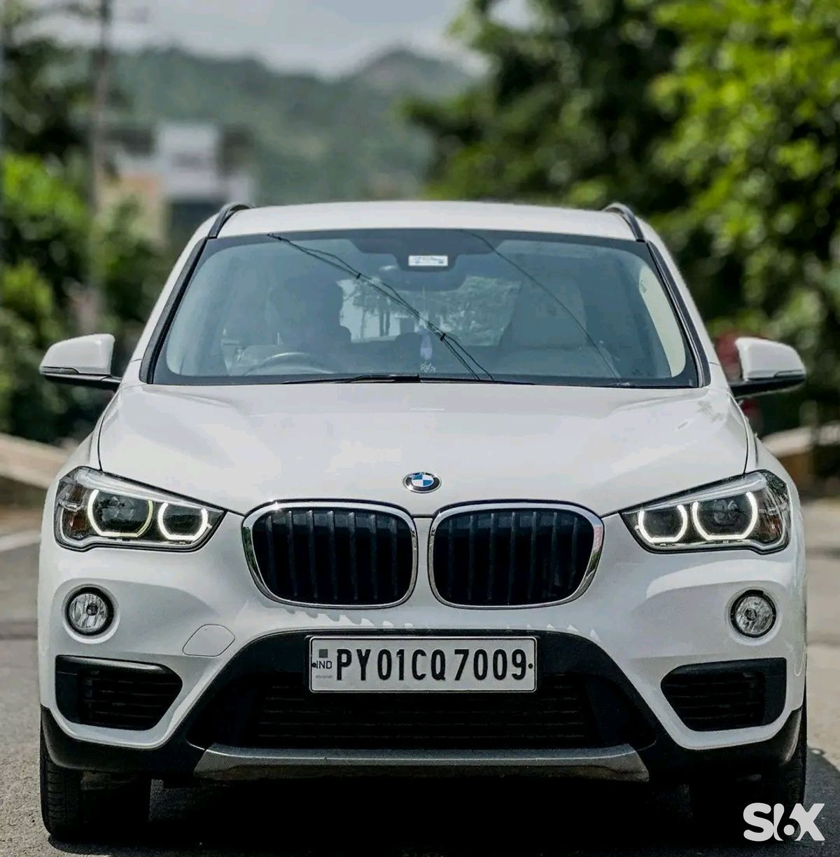 BMW IX xdrive-40 Used cars in Brand-bmw