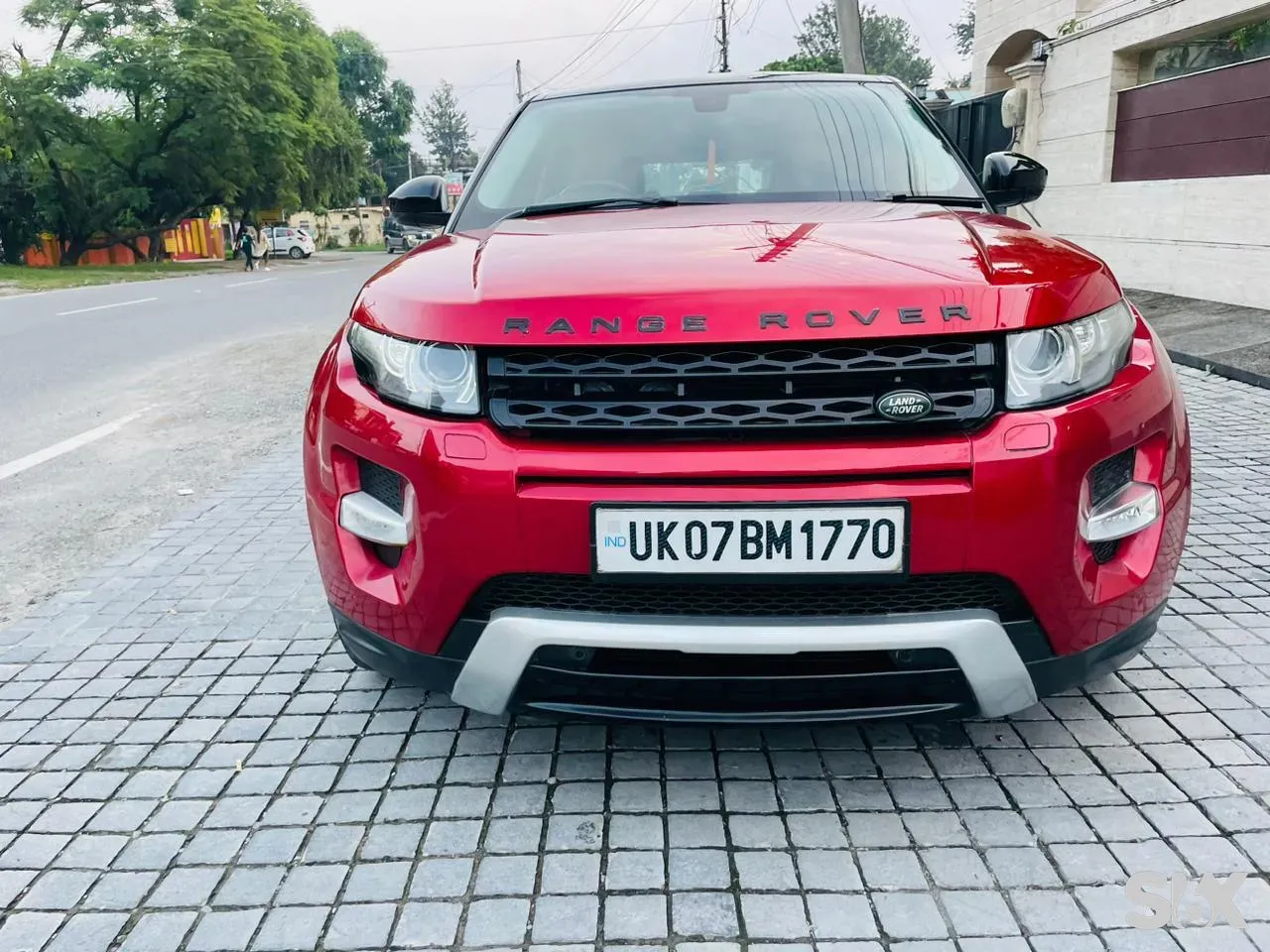 LAND ROVER Range Rover evoque-2015-2016-hse Used cars in Dehradun