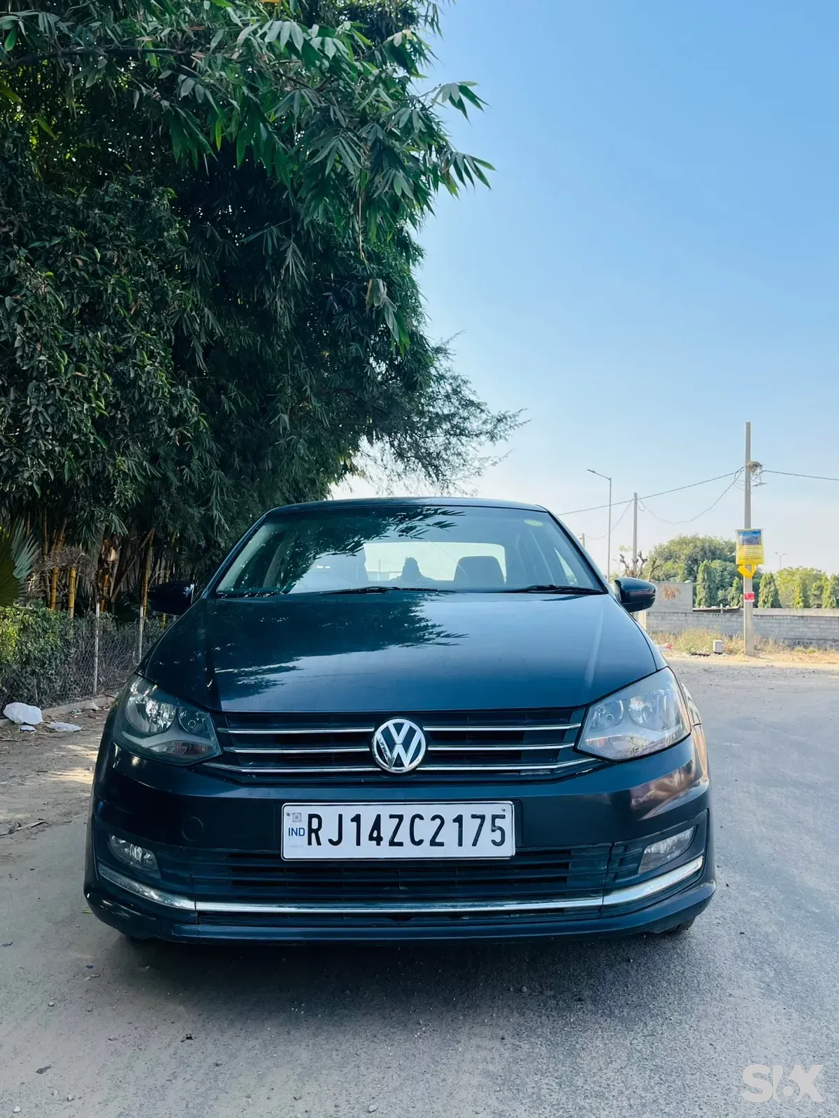 VOLKSWAGEN VENTO 12l-tsi-highline-plus-at-petrol Used cars in Jaipur