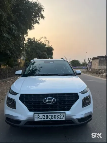 Hyundai Venue sx-opt Used cars in Jaipur