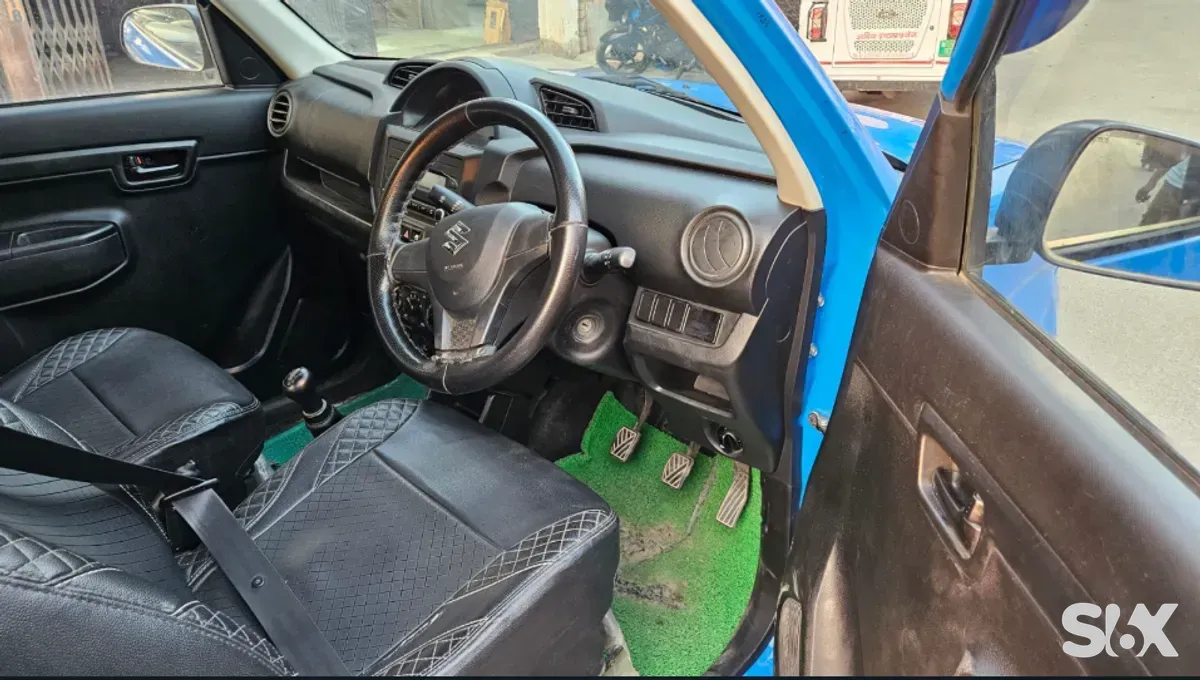 MARUTI SUZUKI S- Presso 10-vxi-o-amt Used cars in Kanpur