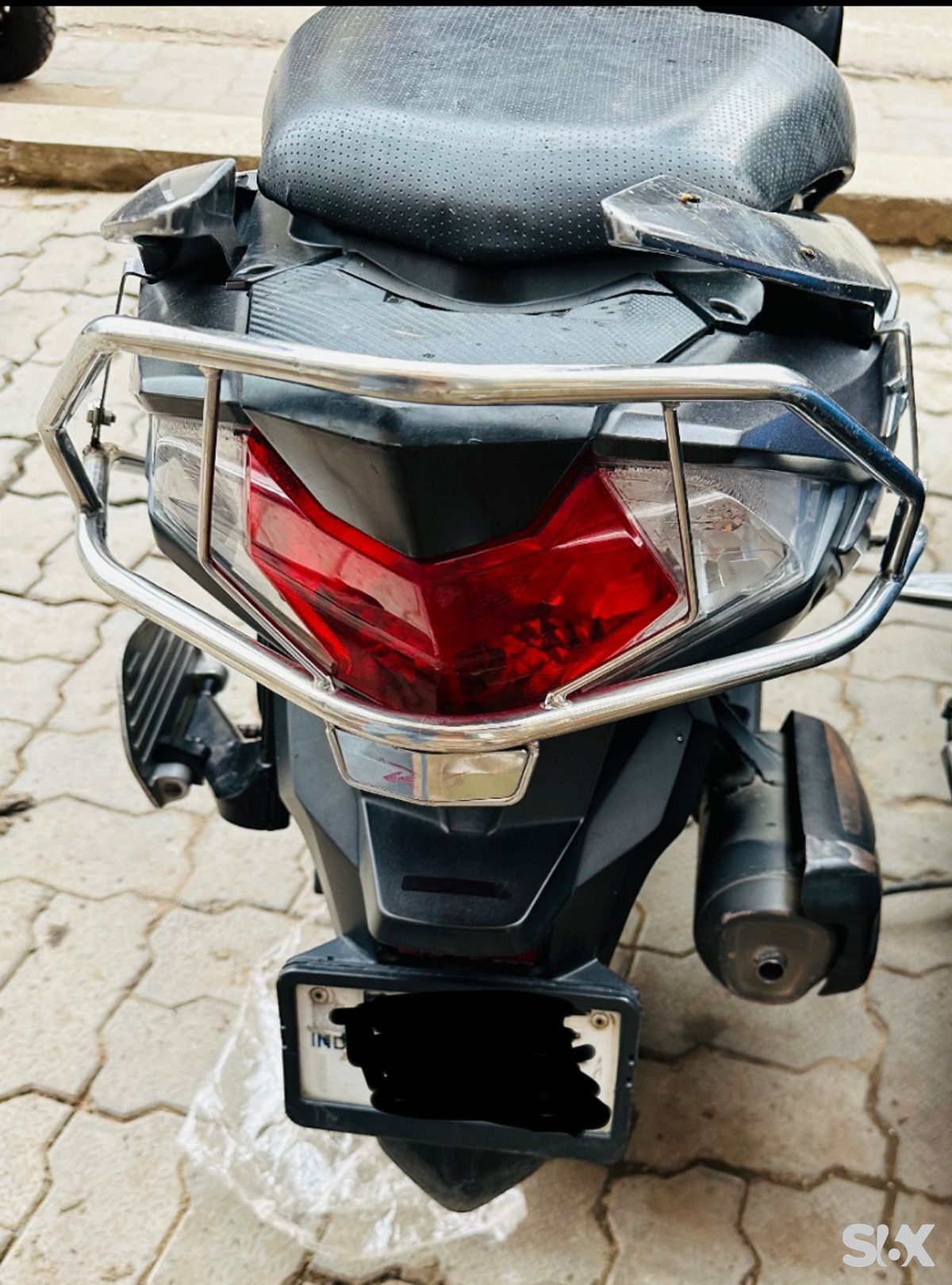 Honda Dio dlx Used scooty in Brand-honda