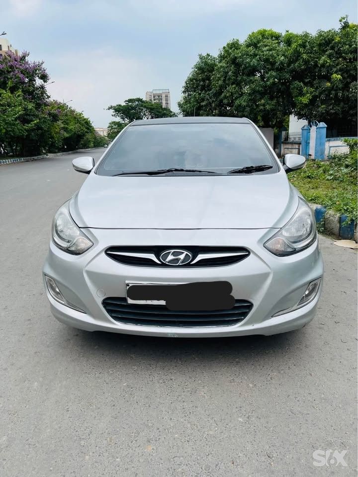 Hyundai Verna 16-vtvt Used cars in Model-verna